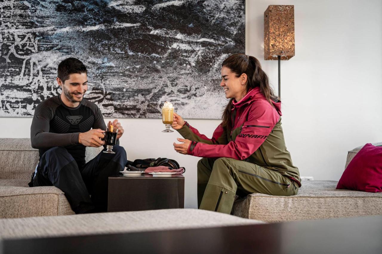 Die Berge Lifestyle-Hotel Soelden ภายนอก รูปภาพ
